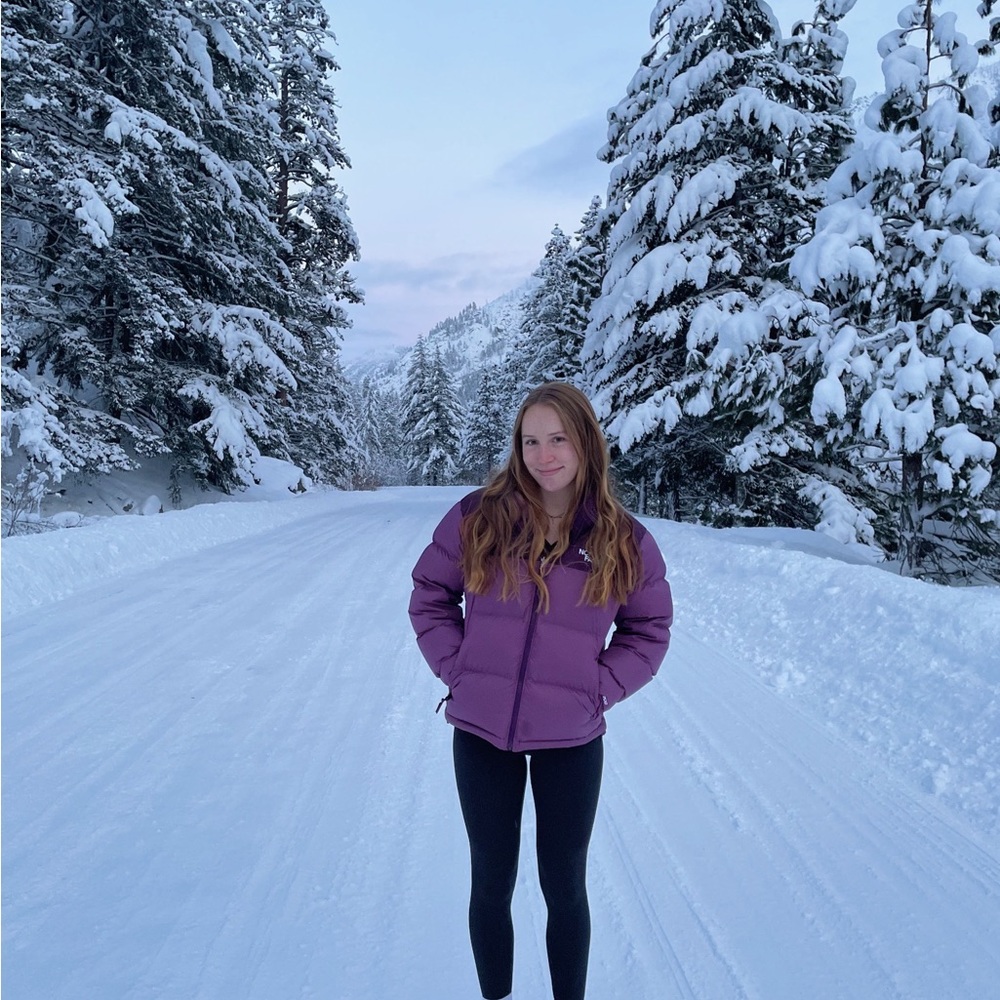 Meet your Posher, Madi